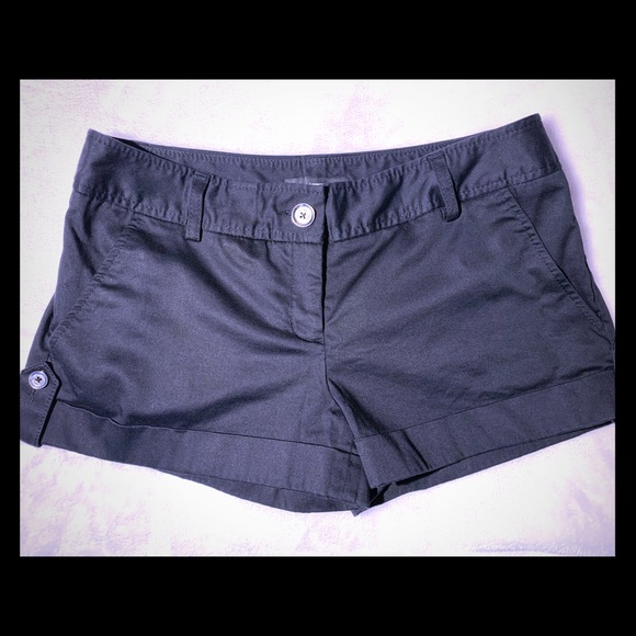 Express Shorts - Picture 1 of 2